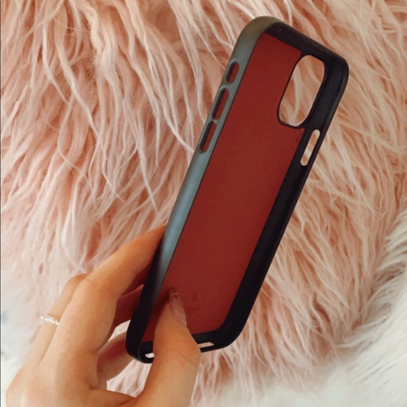 KATE SPADE CASE BUNDLE! - Picture 6 of 6